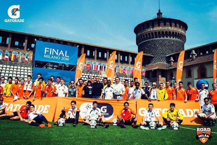 Finalist teams from around the world at the Road to Milan final, 2016